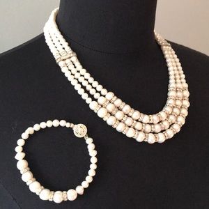 Pearl Necklace/ Bracelet Set